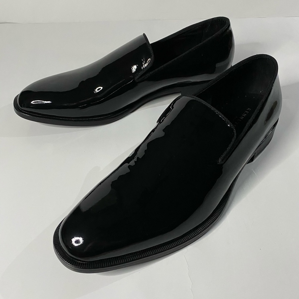 Kenneth Cole New York Black Rack-et Ball Loafer